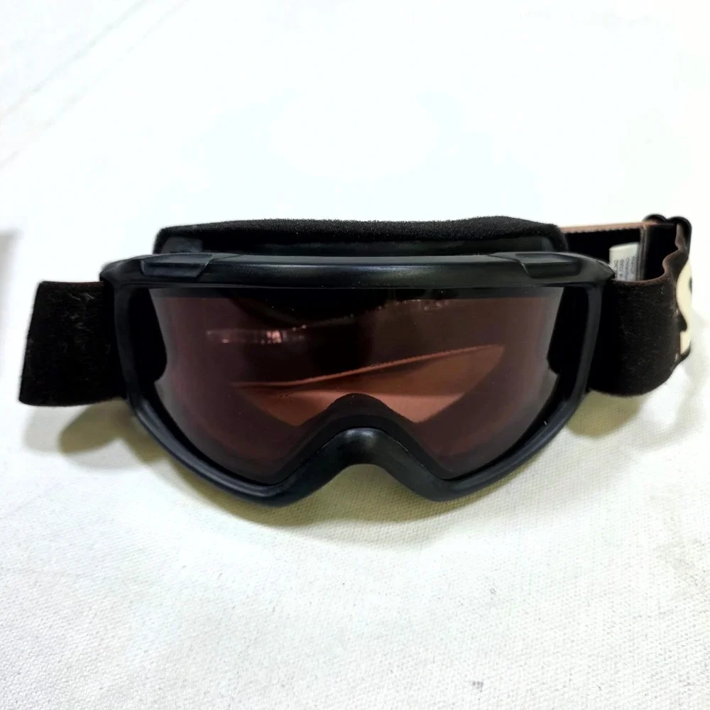 Smith Head Ski Goggles and Gloves Youth Medium Black Snowboard Winter Gear Set